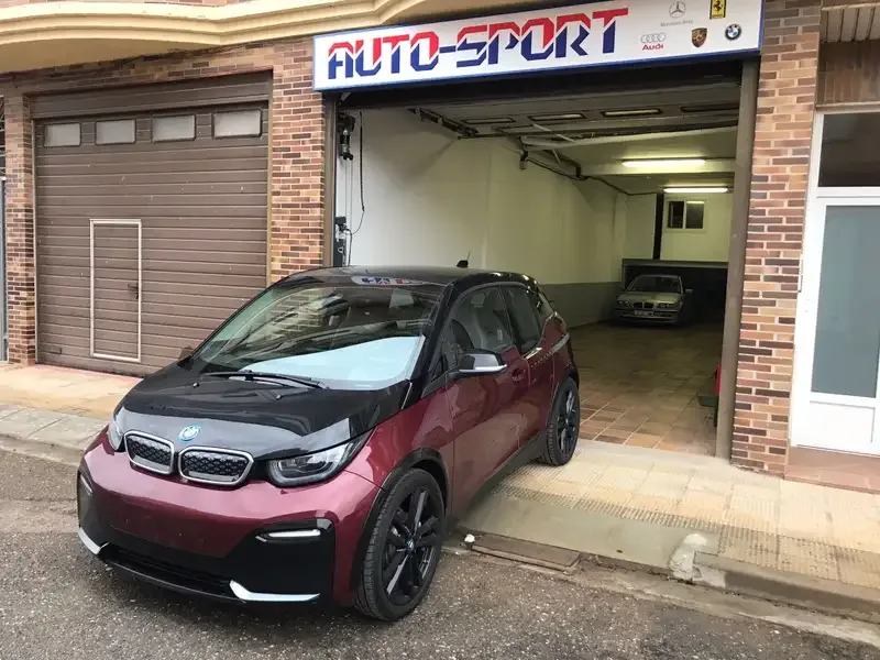 BMW i3